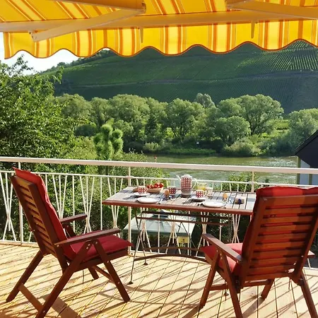 Ferienwohnung Casa Barzen - Stilvoll Urlauben an der Mosel Reil Exterior foto